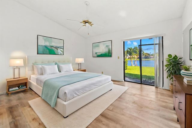 5537 Parkwalk Circle E, Boynton Beach, FL 33472
