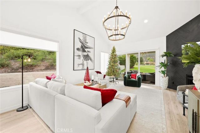 38521 Glen Abbey, Murrieta, CA 92562