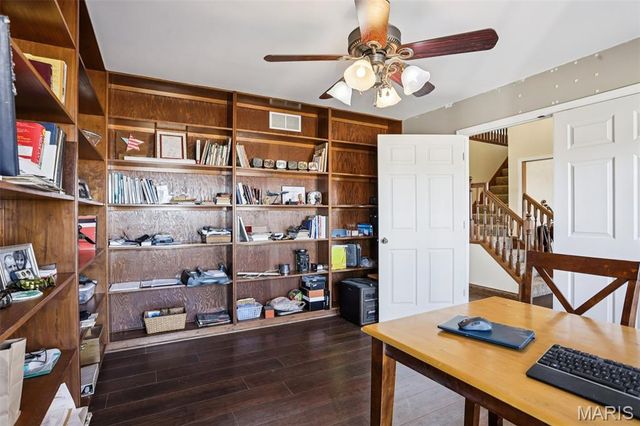 308 Buck Creek Road, Silex, MO 63377