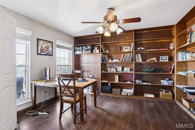 308 Buck Creek Road, Silex, MO 63377