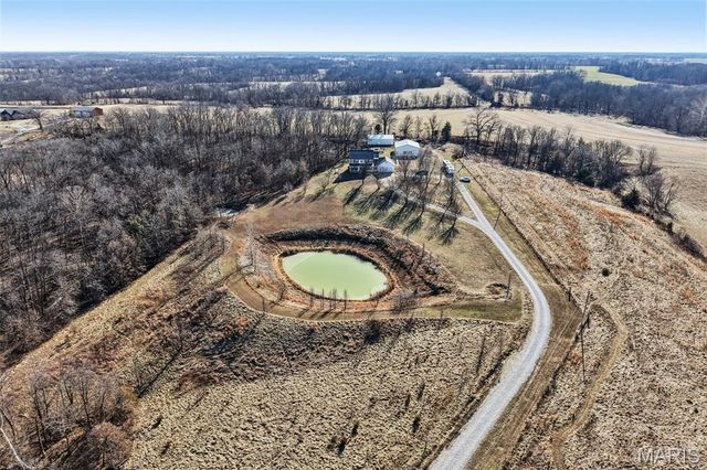 308 Buck Creek Road, Silex, MO 63377