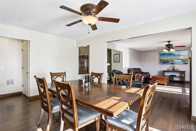 308 Buck Creek Road, Silex, MO 63377