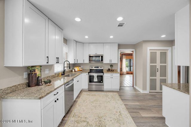 2275 FOXWOOD Drive, Orange Park, FL 32073