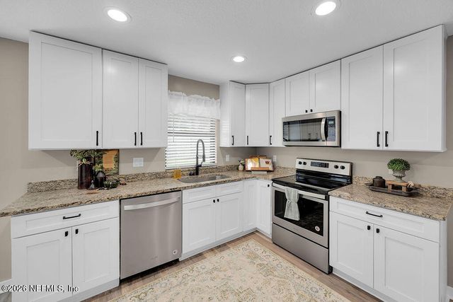 2275 FOXWOOD Drive, Orange Park, FL 32073
