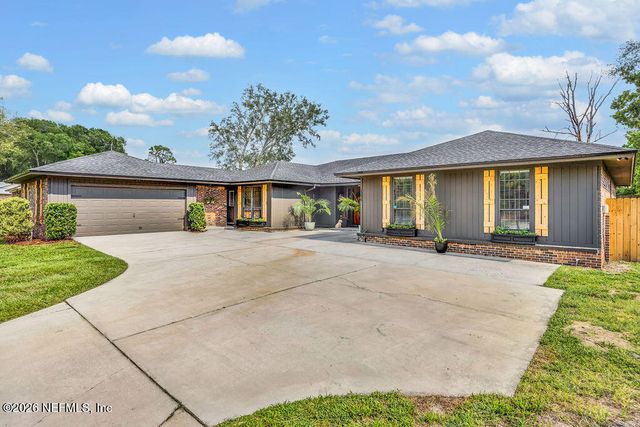 2275 FOXWOOD Drive, Orange Park, FL 32073