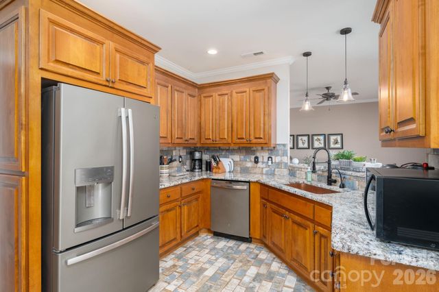 140 Huffstetler Lake Road, Dallas, NC 28034