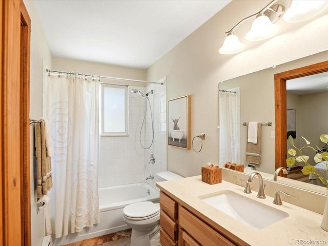 9039 S Bertha Ct, Morrison, CO 80465