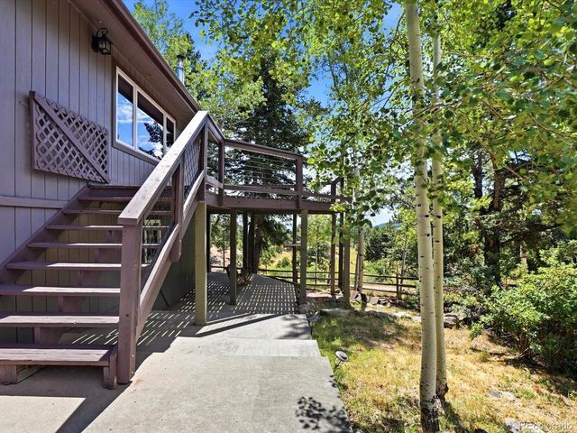 9039 S Bertha Ct, Morrison, CO 80465
