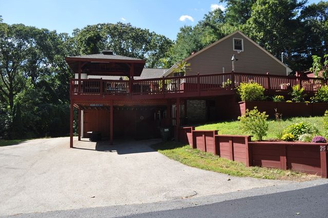 25 Maple Ave, Oxford, MA 01537