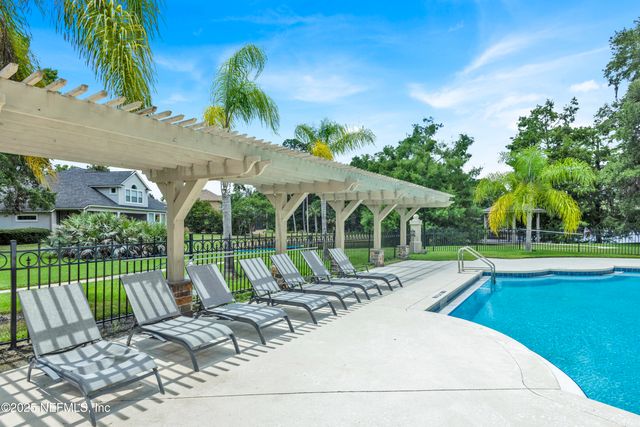 532 HONEY LOCUST Lane, Ponte Vedra Beach, FL 32082