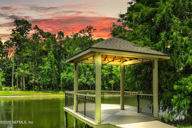 532 HONEY LOCUST Lane, Ponte Vedra Beach, FL 32082