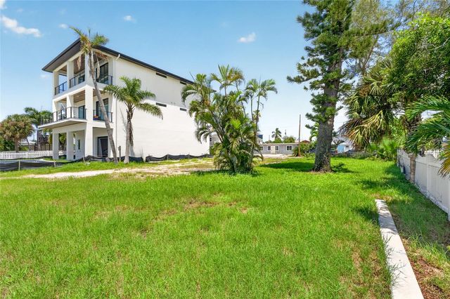 331 BOCA CIEGA DRIVE, Madeira Beach, FL 33708