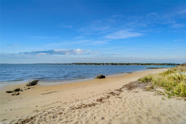 3 Jefferson Ave., Hampton Bays, NY 11946
