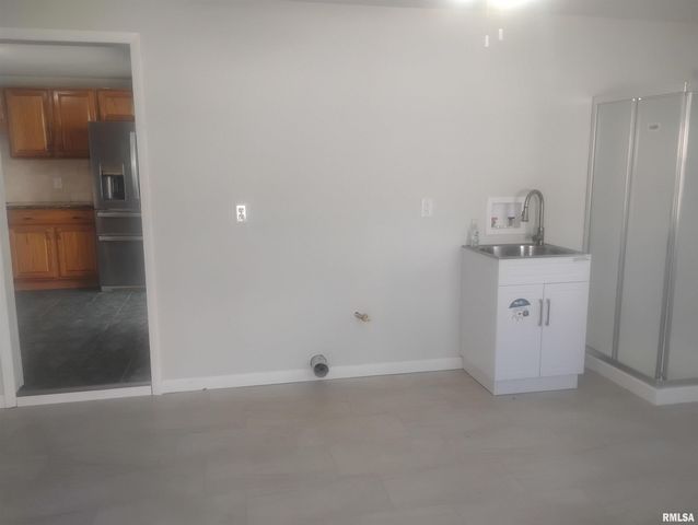 1131 N WILDWOOD Court, Peoria, IL 61604