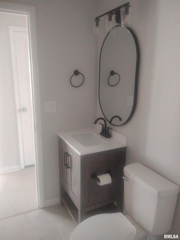 1131 N WILDWOOD Court, Peoria, IL 61604