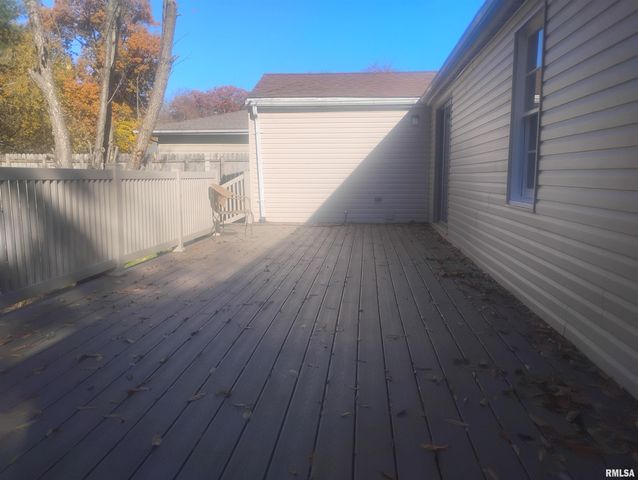 1131 N WILDWOOD Court, Peoria, IL 61604