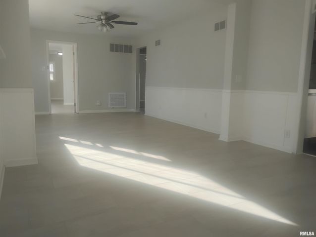 1131 N WILDWOOD Court, Peoria, IL 61604