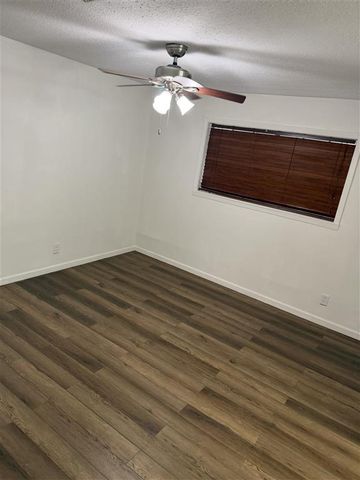 4033 Brentwood Avenue, Lake Charles, LA 70607