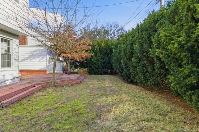 58 Dartmouth Street, Garden City, NY 11530