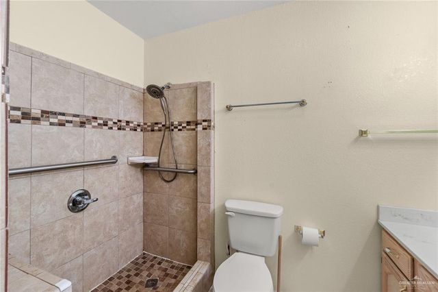 901 Chaparral Street, La Feria, TX 78559