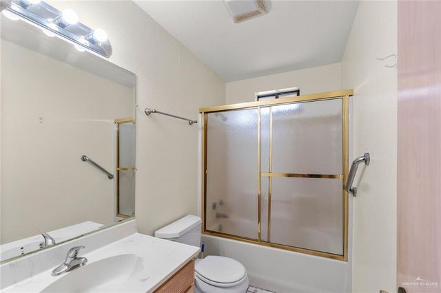 901 Chaparral Street, La Feria, TX 78559