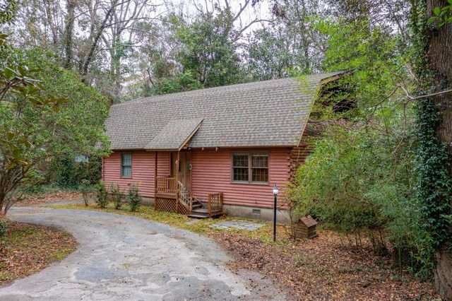 415 W Carolina Avenue, Summerville, SC 29483