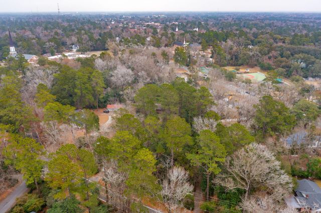 415 W Carolina Avenue, Summerville, SC 29483
