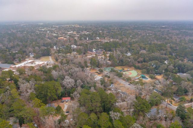 415 W Carolina Avenue, Summerville, SC 29483