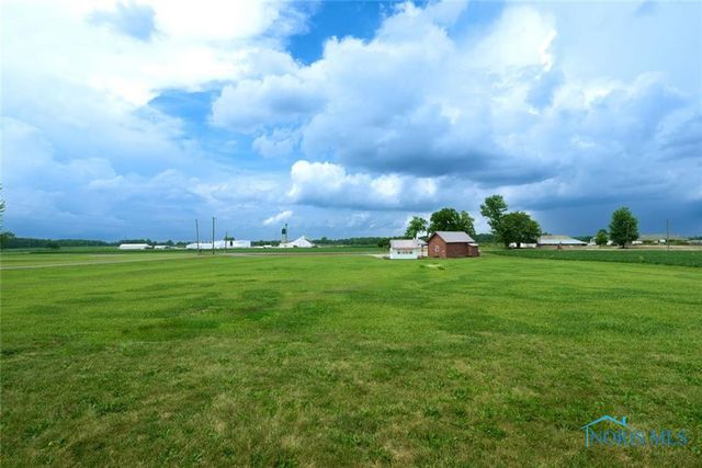 5196 County Road J, Edon, OH 43518