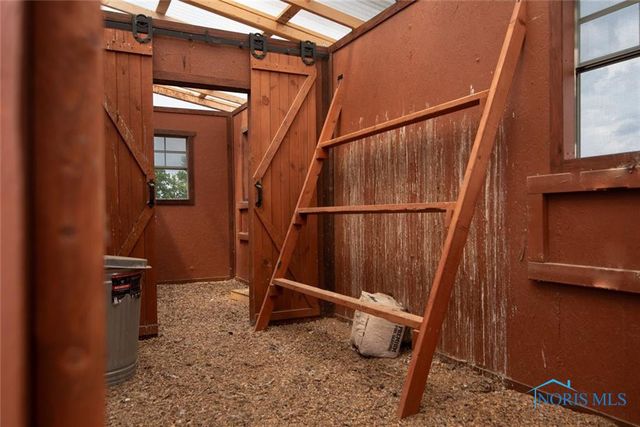 5196 County Road J, Edon, OH 43518