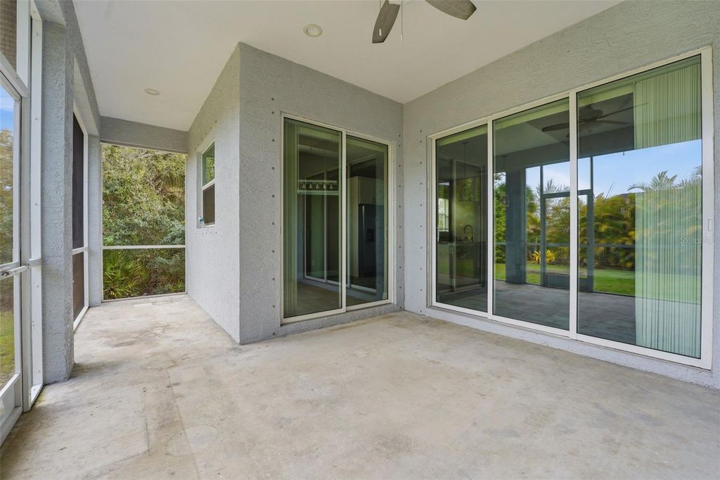 Image 30 of property listing at 106 SMALLWOOD ROAD, Rotonda West, FL 33947