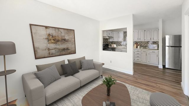 8 Wall Street 1, Foxboro, MA 02035