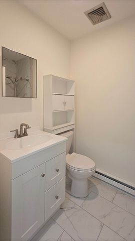 8 Wall Street 1, Foxboro, MA 02035