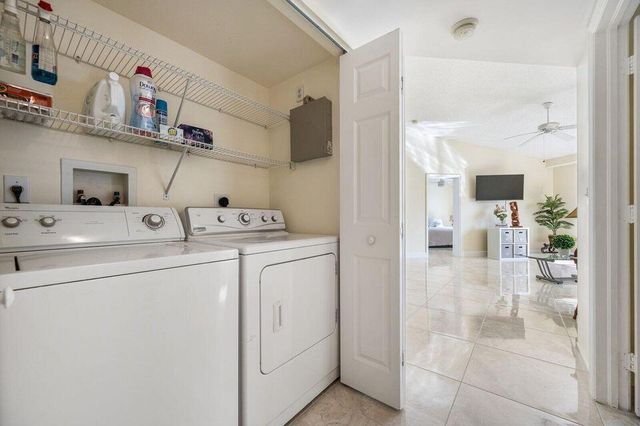 1100 Crestwood Court 1110, Royal Palm Beach, FL 33411