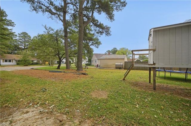 217 N Lynnriver DR, Virginia Beach, VA 23452