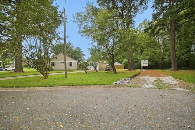 217 N Lynnriver DR, Virginia Beach, VA 23452