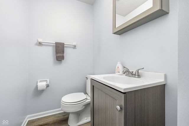 915 Kokomo Lane, Indianapolis, IN 46241