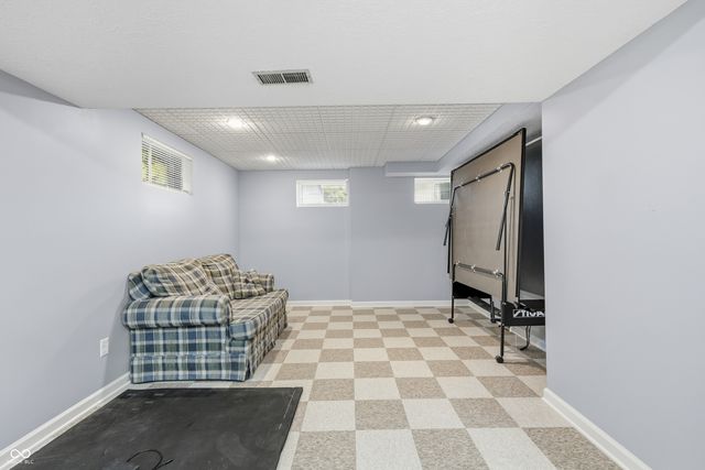 915 Kokomo Lane, Indianapolis, IN 46241