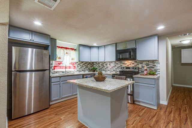 5720 Geddes Avenue, Fort Worth, TX 76107