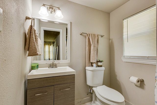 5720 Geddes Avenue, Fort Worth, TX 76107