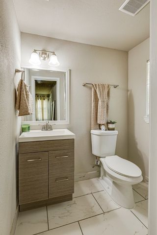 5720 Geddes Avenue, Fort Worth, TX 76107