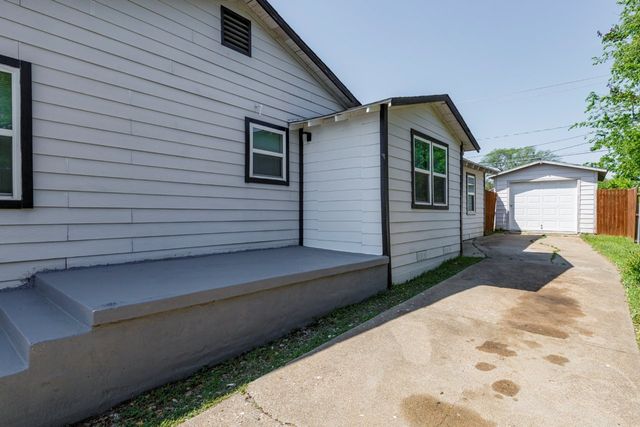 5720 Geddes Avenue, Fort Worth, TX 76107