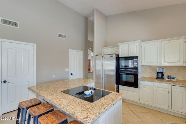 1585 W HONEYSUCKLE Lane, Chandler, AZ 85248
