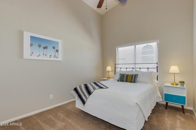 1585 W HONEYSUCKLE Lane, Chandler, AZ 85248