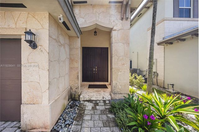 10470 NW 69th Ter 1, Doral, FL 33178