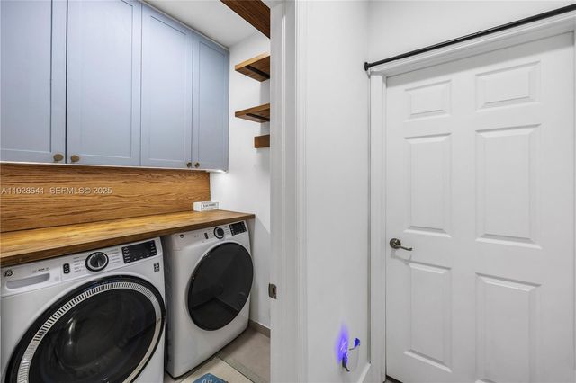 10470 NW 69th Ter 1, Doral, FL 33178