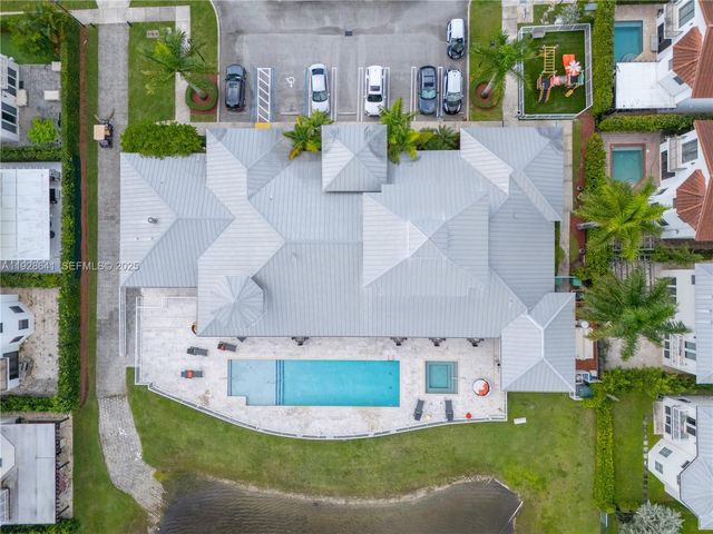 10470 NW 69th Ter 1, Doral, FL 33178