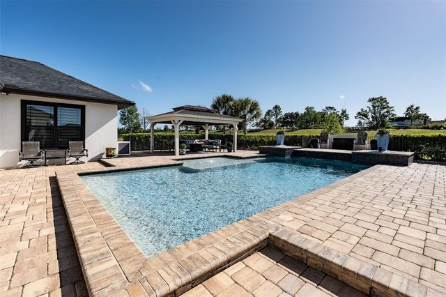 7121 NE 22ND COURT ROAD, Ocala, FL 34479