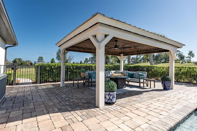 7121 NE 22ND COURT ROAD, Ocala, FL 34479