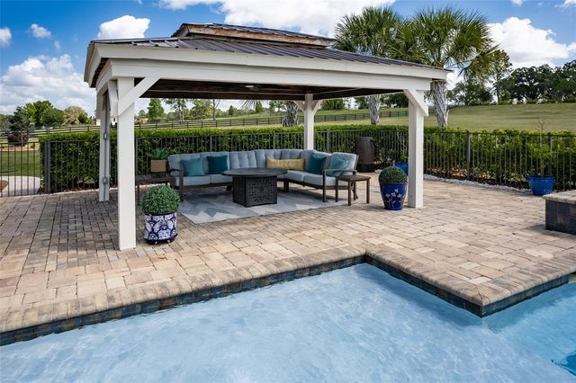 7121 NE 22ND COURT ROAD, Ocala, FL 34479